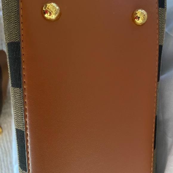 FENDI Peekaboo ISeeU - Picture 6 of 16